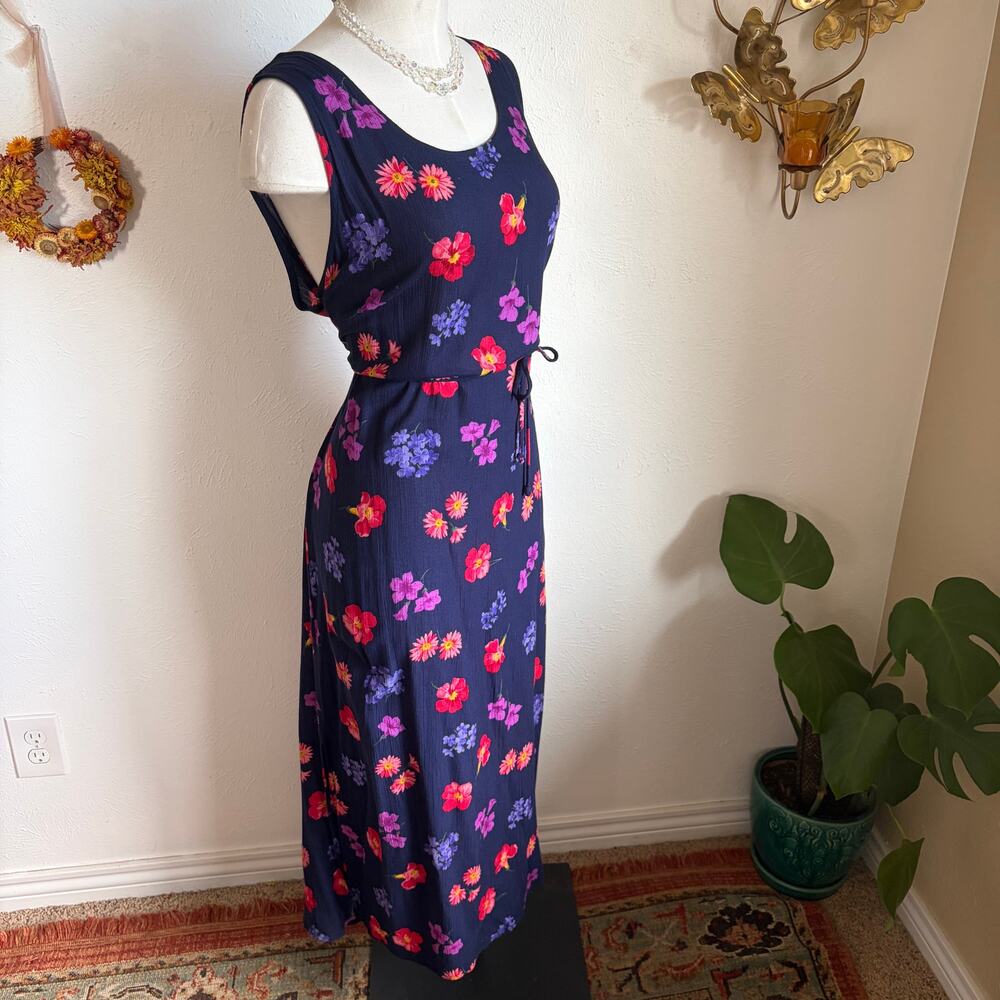 90s Vintage Floral Maxi Dress - Picture 7 of 9